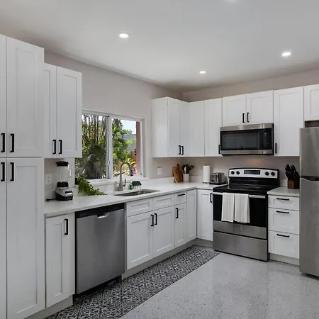Charming Sanibel Retreat 2Br Pet Friendly Villa